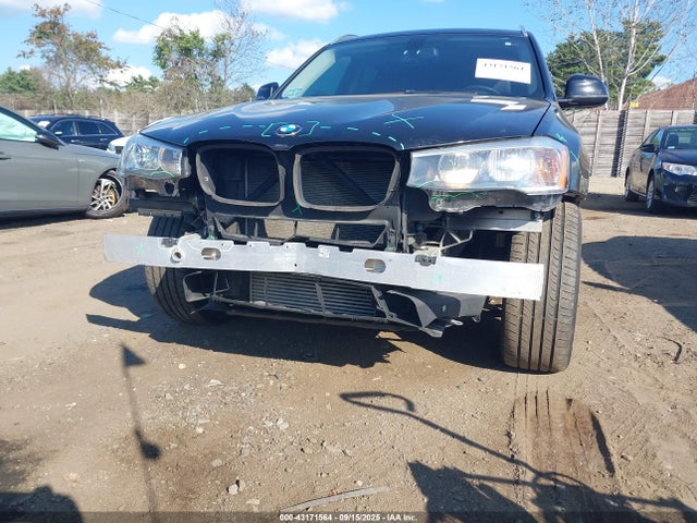 5UXWX9C5XF0D54023 BMW X3