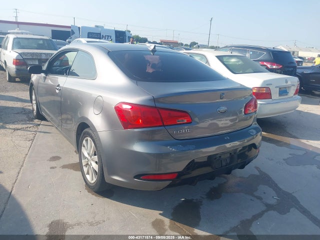 KIA Forte 2014 KNAFX6A80E5243179 Image 3
