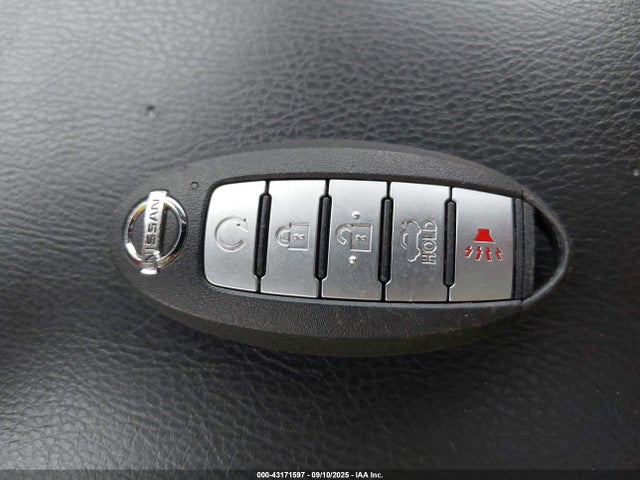 Nissan 2020 2020 1N4AA6DV7LC384801 Image 11