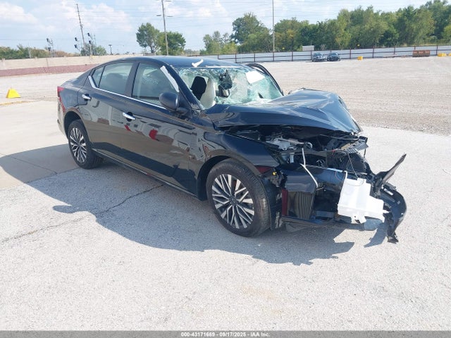 1N4BL4DV3SN308854 Nissan 2025