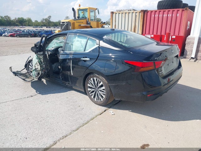 1N4BL4DV3SN308854 Nissan 2025
