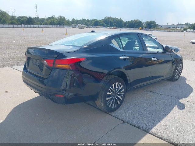 1N4BL4DV3SN308854 Nissan 2025