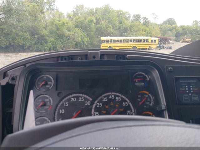 1FVAHFFT6MHMU9132 Freightliner L9n