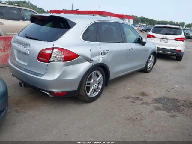 2013 PORSCHE CAYENNE HYBRID WP1AE2A29DLA15374 Photo 3