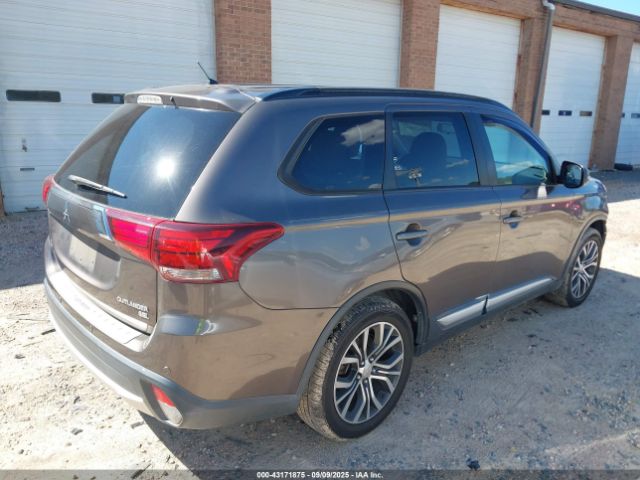 2016 MITSUBISHI OUTLANDER JA4AD3A37GZ007160 Photo 3