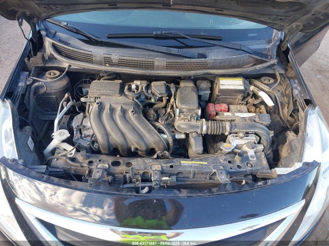 3N1CN7AP8HL862399 Nissan 2017