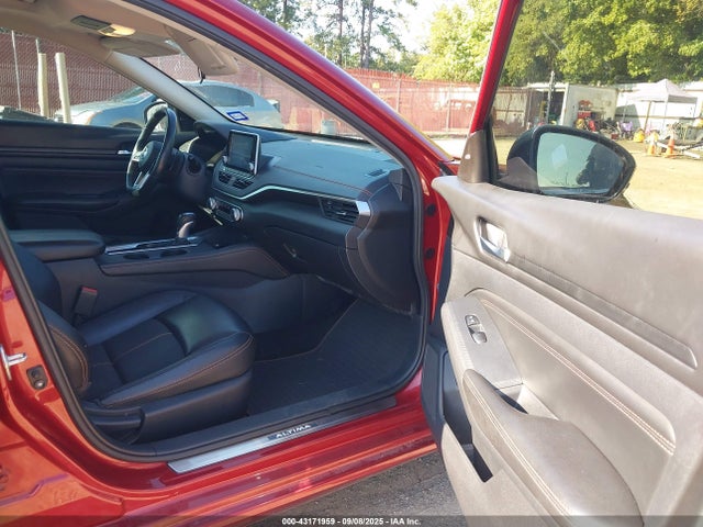 1N4BL4CV3LN318870 Nissan Altima