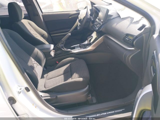 2023 MITSUBISHI ECLIPSE CROSS JA4ATVAA2PZ029063 Photo 4
