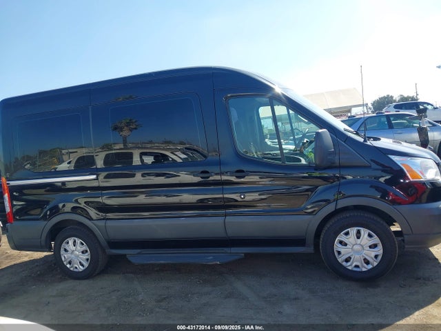 43172014 :رقم المزاد ، 1FMZK1CM2HKA60721 vin ، 2017 Ford Transit-150 Xlt مزاد بيع