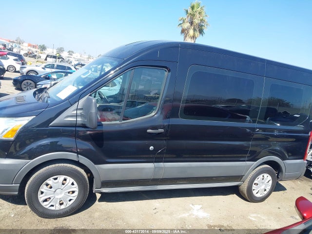 43172014 :رقم المزاد ، 1FMZK1CM2HKA60721 vin ، 2017 Ford Transit-150 Xlt مزاد بيع