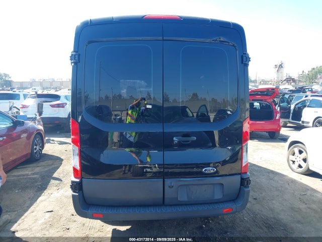 43172014 :رقم المزاد ، 1FMZK1CM2HKA60721 vin ، 2017 Ford Transit-150 Xlt مزاد بيع