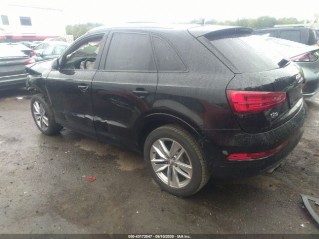 2017 AUDI Q3 WA1ECCFS3HR013138 Photo 2