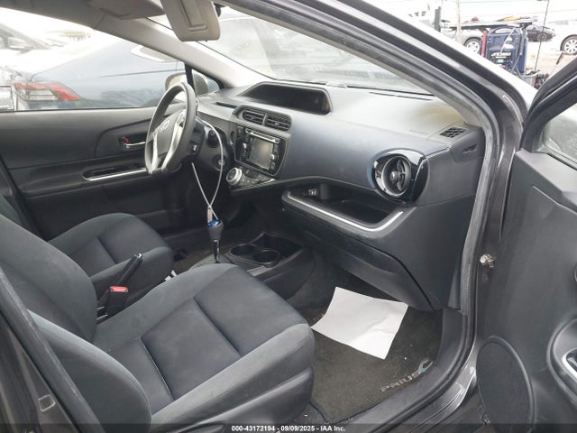 JTDKDTB38F1109041 Toyota 1nz-fxe+1lm