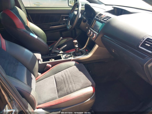 JF1VA2M62H9827203 Subaru 2017