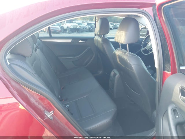 Volkswagen 1.4 tsi 2017 3VWDB7AJ0HM361665 Image 8