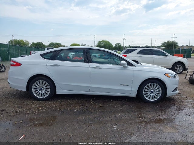 3FA6P0LU4GR143943 Ford 2016
