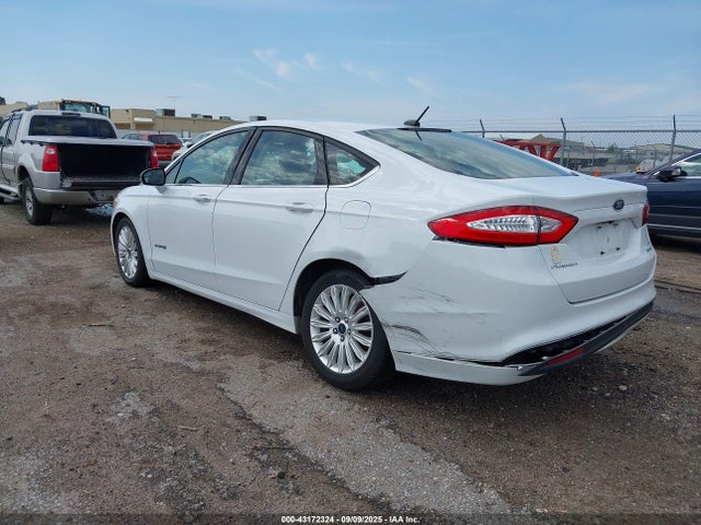 3FA6P0LU4GR143943 Ford 2016