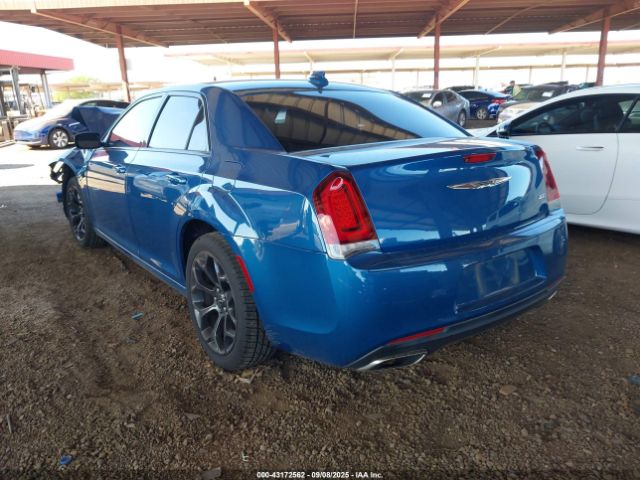 2020 CHRYSLER 300 2C3CCAAG0LH147543 Photo 2