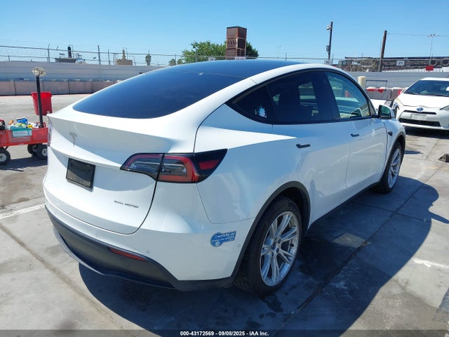 2021 TESLA MODEL Y 5YJYGDEE2MF270641 Photo 3