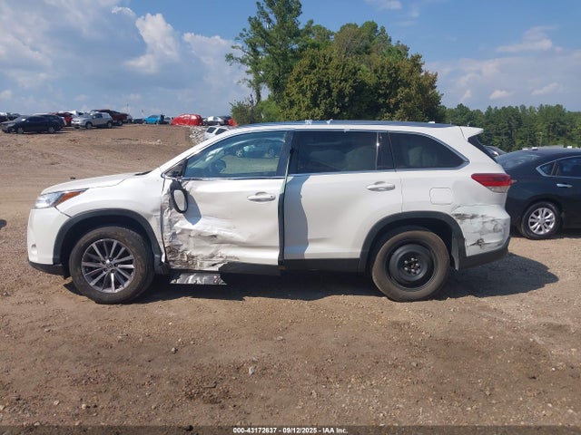 5TDKZRFH1KS562134 Toyota 2gr-fks