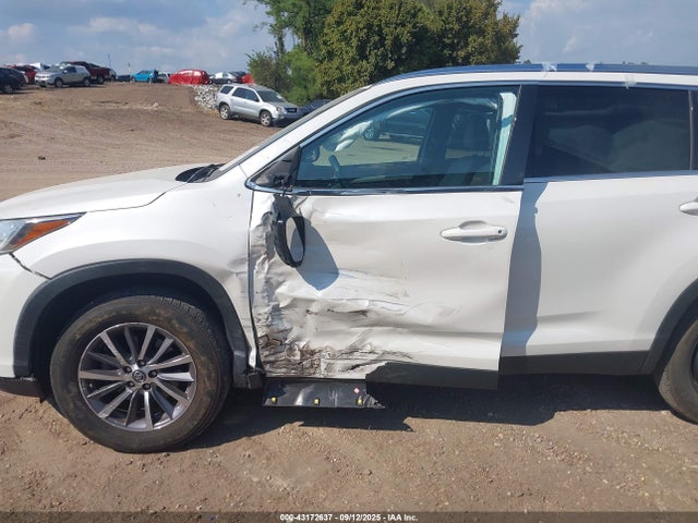5TDKZRFH1KS562134 Toyota 2gr-fks