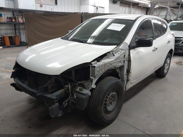Nissan Rogue Select 2014 JN8AS5MT3EW102126 Image 2
