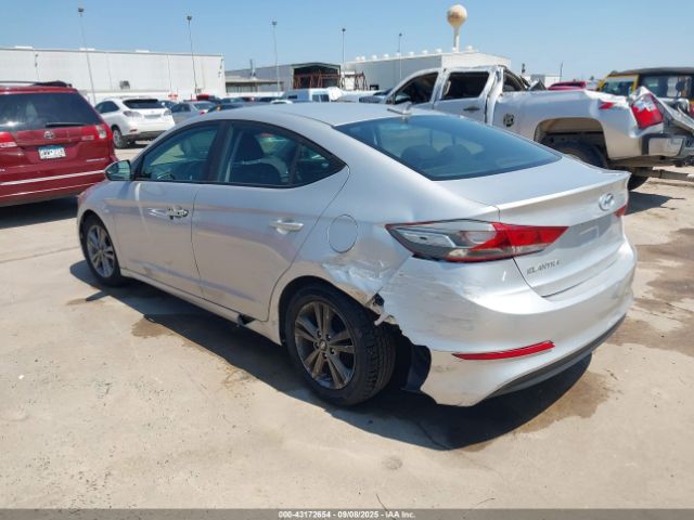 2017 HYUNDAI ELANTRA 5NPD84LF0HH211697 Photo 2