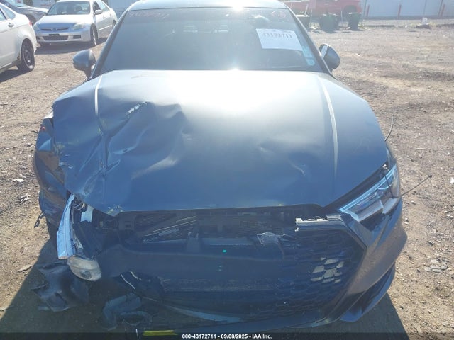 2017 AUDI A3 WAUJ8GFF1H1074242 Photo 5