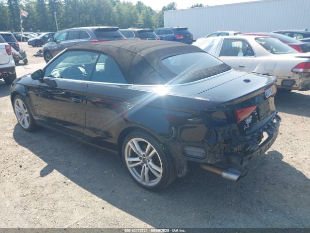 2018 AUDI A3 WAU6ULFFXJ1011530 Photo 2