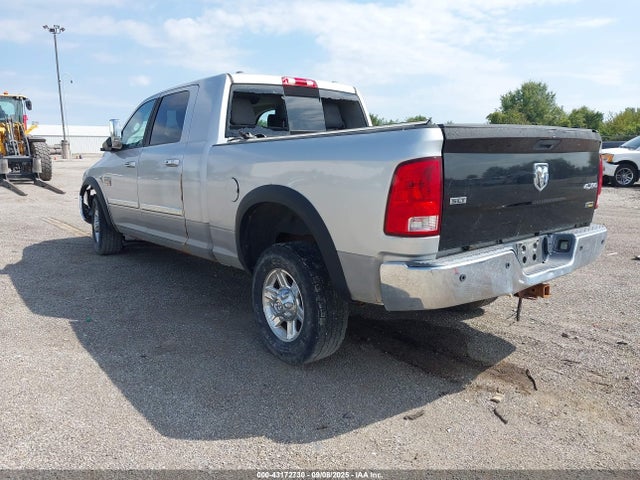 43172730 :رقم المزاد ، 3D73Y3HL4BG558945 vin ، 2011 Ram Ram 3500 Laramie مزاد بيع