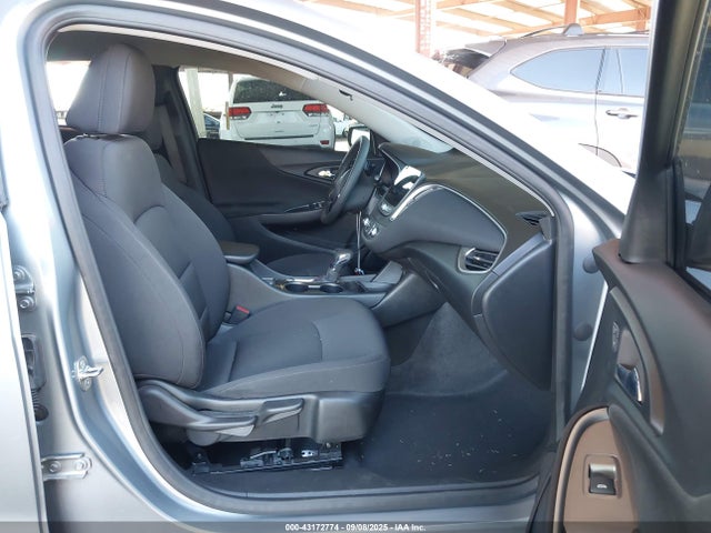 1G1ZG5ST3RF236281 Chevrolet lfv