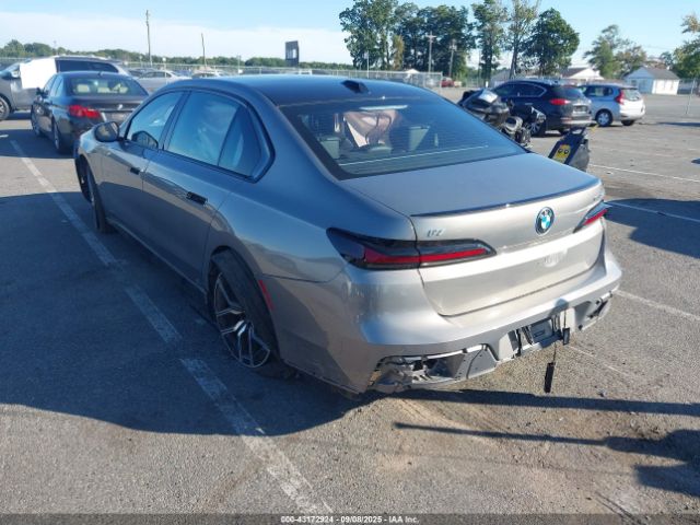 2024 BMW I7 WBY43EJ02RCR21103 Photo 2