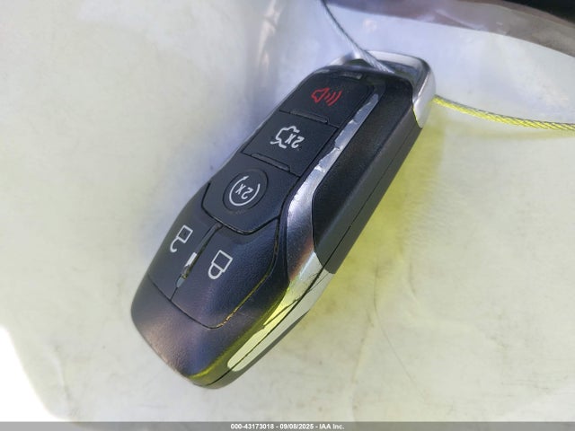 3FA6P0SU8ER291723 Ford Fusion