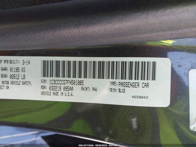 1C3CCCCG7FN501885 Chrysler 200