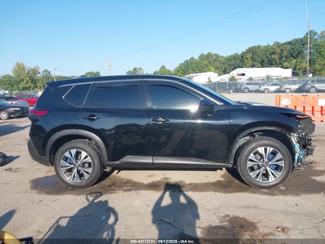 5N1AT3BB1MC792607 Nissan Rogue