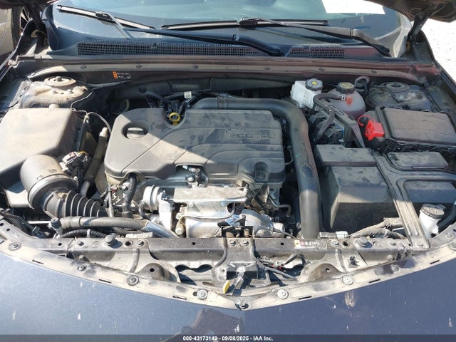Chevrolet lfv 2023 1G1ZD5ST4PF238613 Image 10