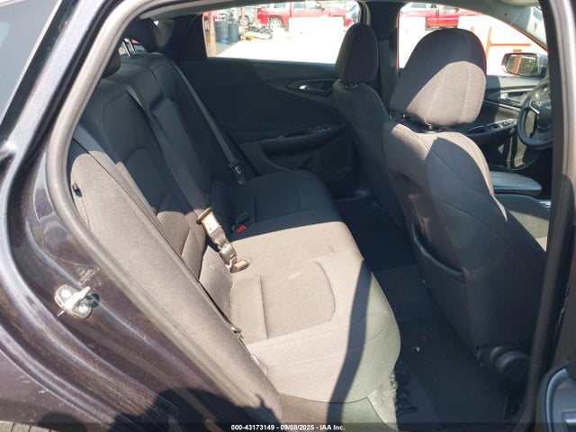 Chevrolet lfv 2023 1G1ZD5ST4PF238613 Image 8