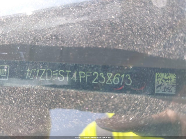 Chevrolet lfv 2023 1G1ZD5ST4PF238613 Image 9