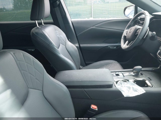 Lexus a25a-fxs 2025 2T2BBMCA1SC081836 Image 5