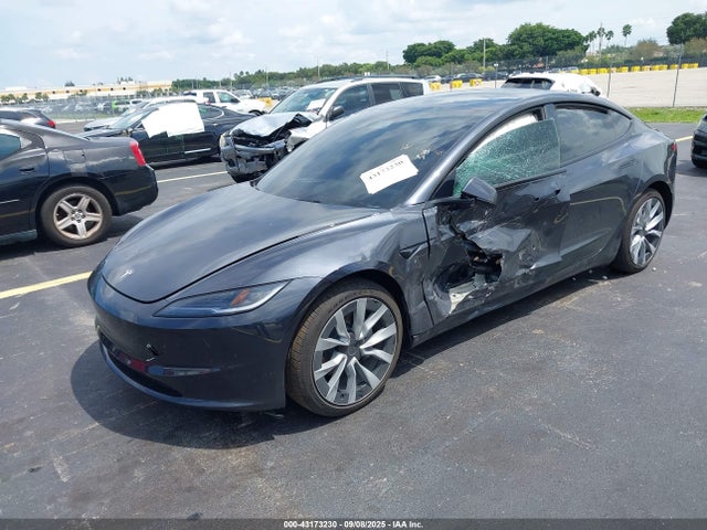 2025 TESLA MODEL 3 5YJ3E1EA2SF942190 Photo 1