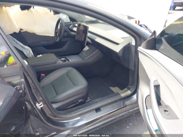 2025 TESLA MODEL 3 5YJ3E1EA2SF942190 Photo 4