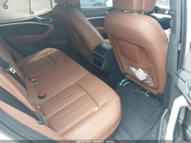 2024 AUDI Q8 E-TRON WA14AAGE9RB023651 Photo 7