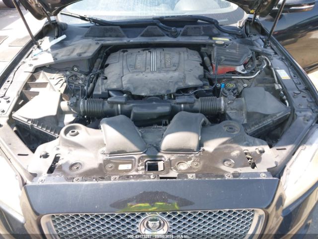 2011 JAGUAR XJ SAJWA2GBXBLV15651 Photo 9