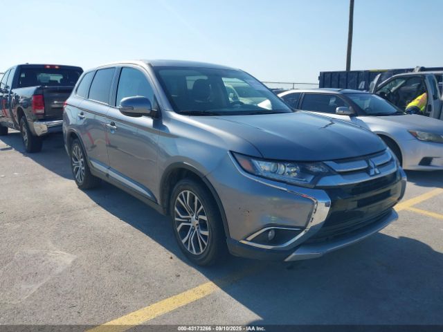 2017 MITSUBISHI OUTLANDER JA4AD3A38HZ058670 Photo 0