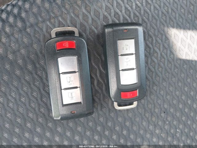 2017 MITSUBISHI OUTLANDER JA4AD3A38HZ058670 Photo 10