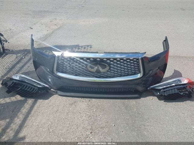 3PCAJ5M3XKF116796 Infiniti QX50