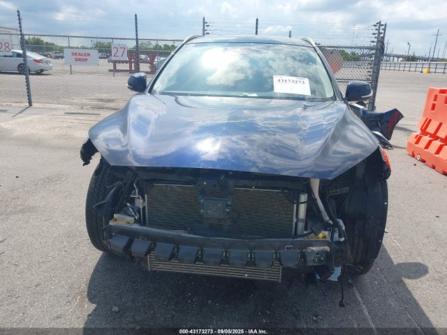 3PCAJ5M3XKF116796 Infiniti QX50