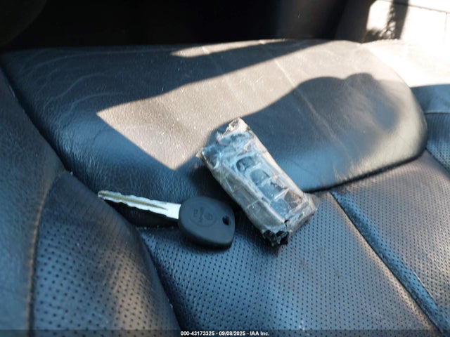2011 CADILLAC DTS 1G6KH5E6XBU116123 Photo 10