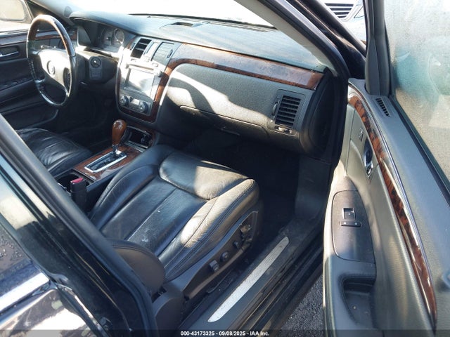 2011 CADILLAC DTS 1G6KH5E6XBU116123 Photo 4