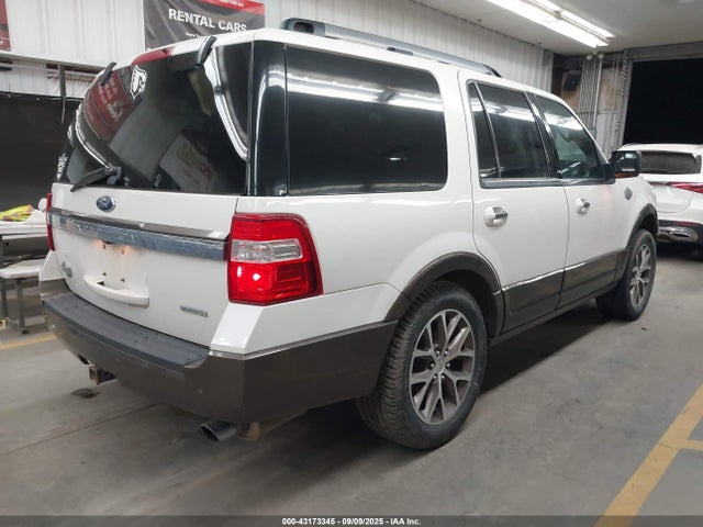 Ford Expedition 2015 1FMJU1JT7FEF43182 Image 4